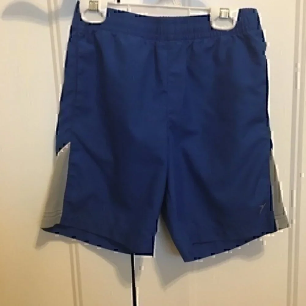 Boys size medium Old Navy royal blue shorts NWOT